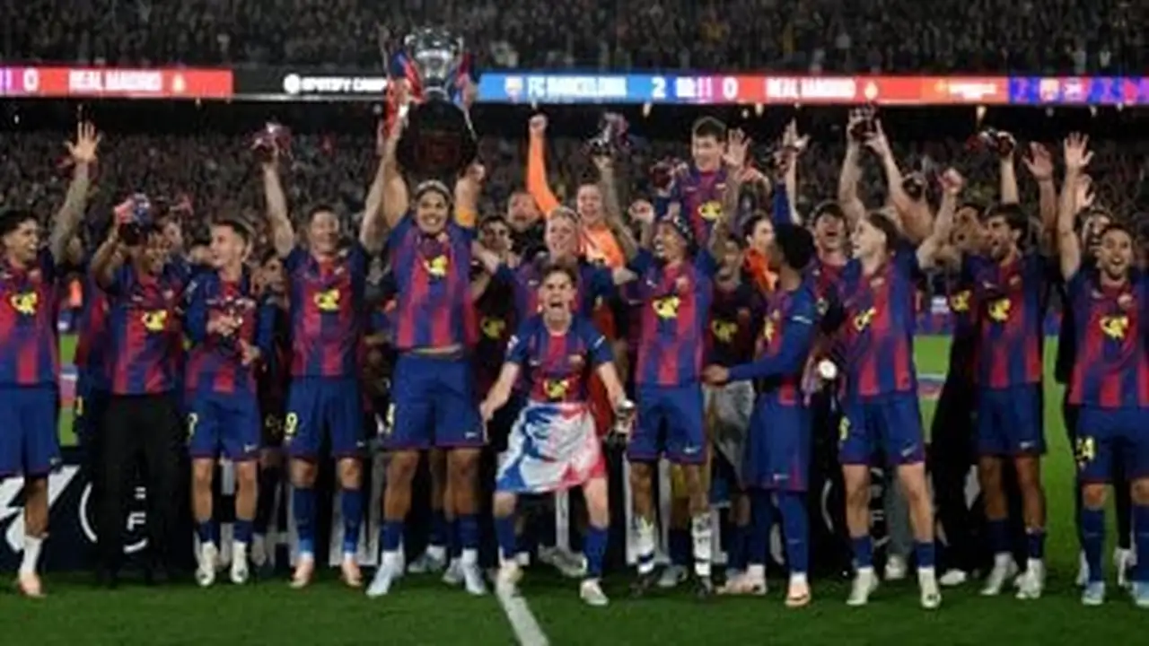برشلونة يسيطر على تشكيل ماركا المثالى لليجا موسم 2025-2026